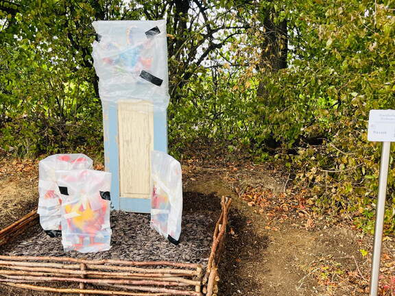 22-09-10 18-00-57 1978